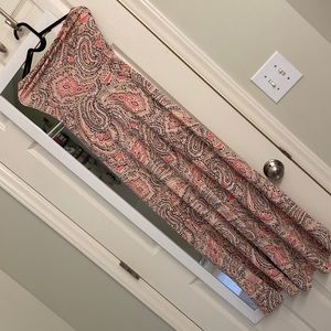 Perfectly pink paisley strapless maxi dress from Limited. Sz xs.